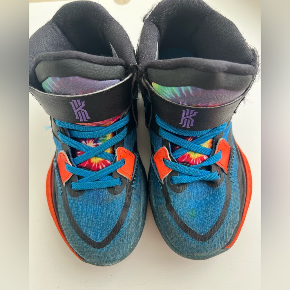 Nike kyrie Infinity blue tie dye sneakers
